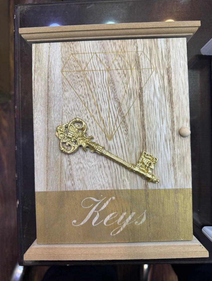 Wall Mounted Wooden Key Holder, Wall Decorative Key Organizer, Wall Mount Key Holder For Home Decoration