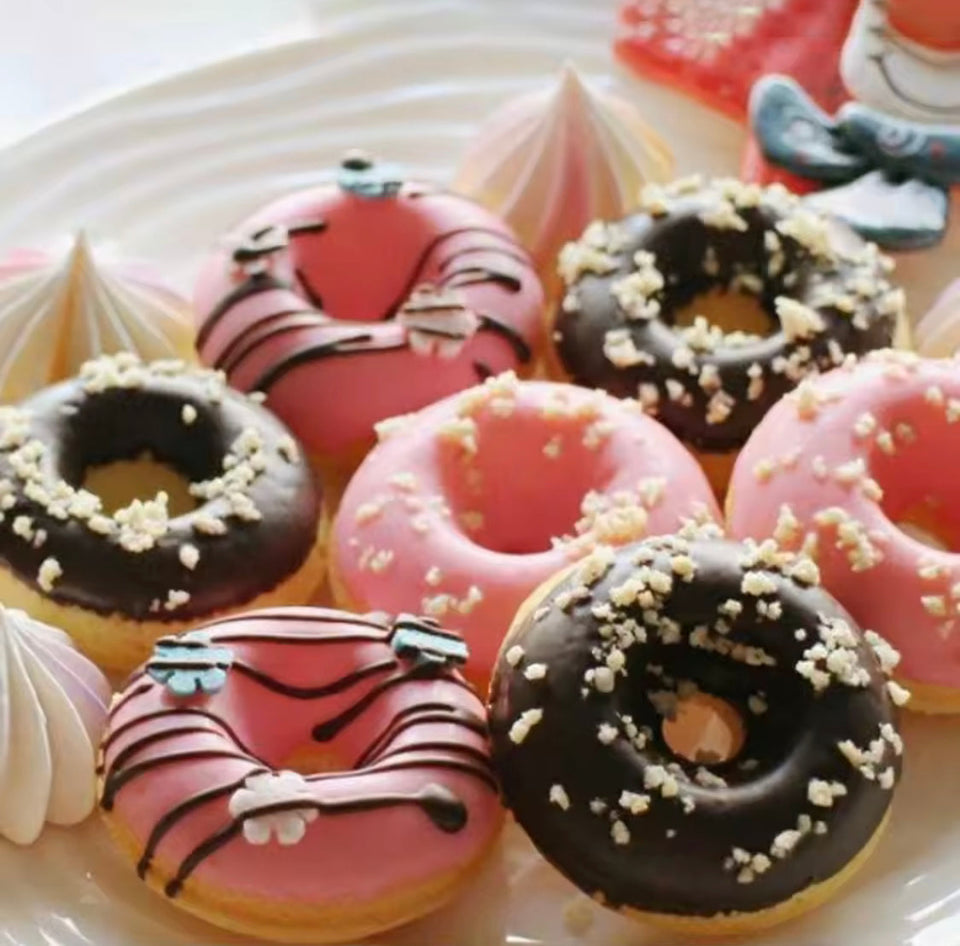 Mini Silicone Donut Chocolate Molds, 18 Grids 3D Silicone Donuts Molds, Pastry Decorating Molds